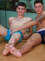 teenagers pictures fisting unshaved actorz news six pack