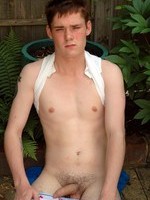 jerk off hard watersport model pouch hugz twink