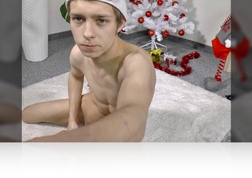 Friday, December 30th: Webcam - Skater Twink 