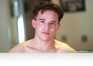 Sunday, March 27th: Zane Horrocks - Young Handsome Teen Shows off his Body!